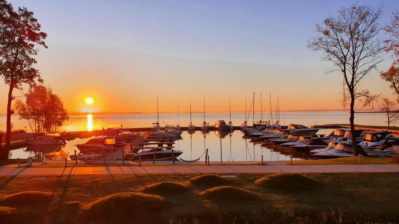Apartament Nautica Resort Q4Apartments Giżycko Kültér fotó